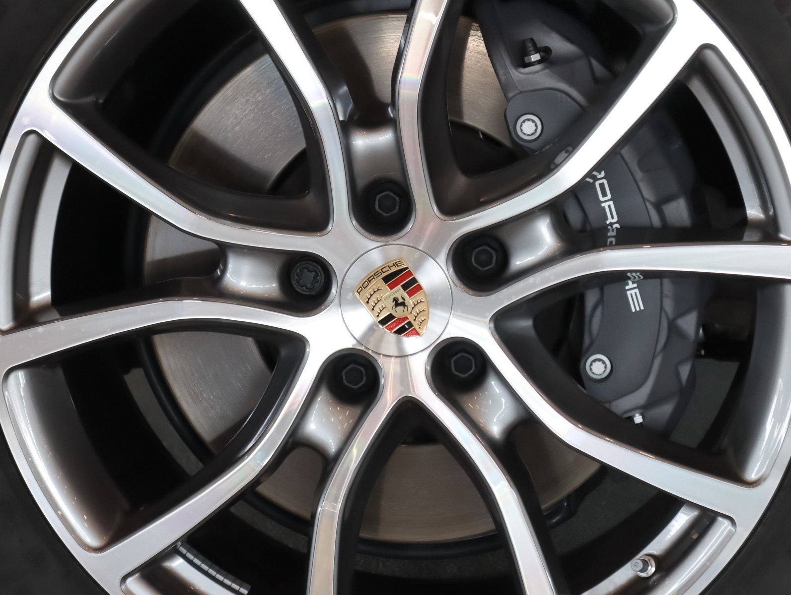 Certified 2026 Porsche Cayenne AWD/4WD image 12