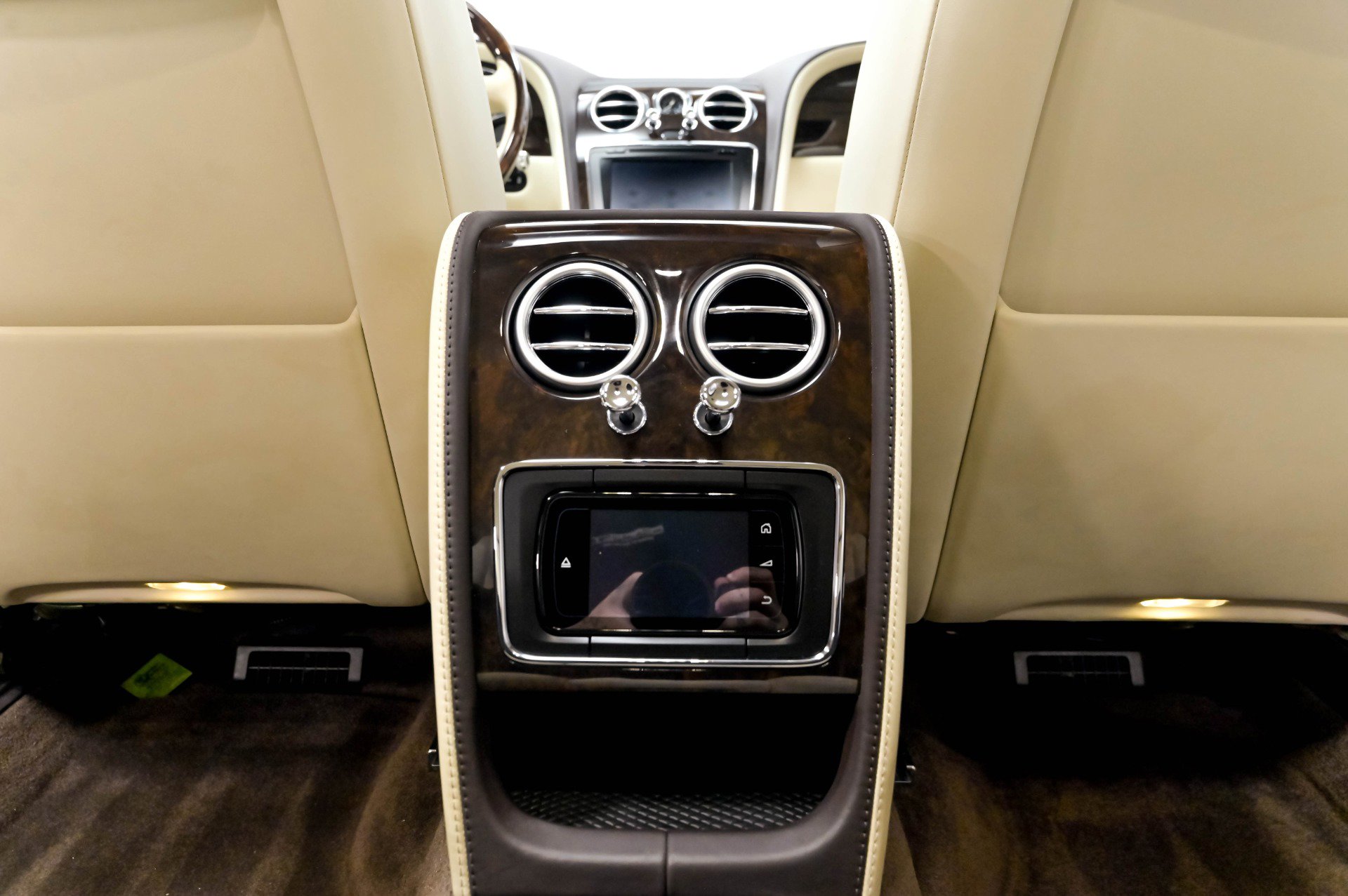 Used 2014 Bentley Flying Spur W12 AWD/4WD image 33