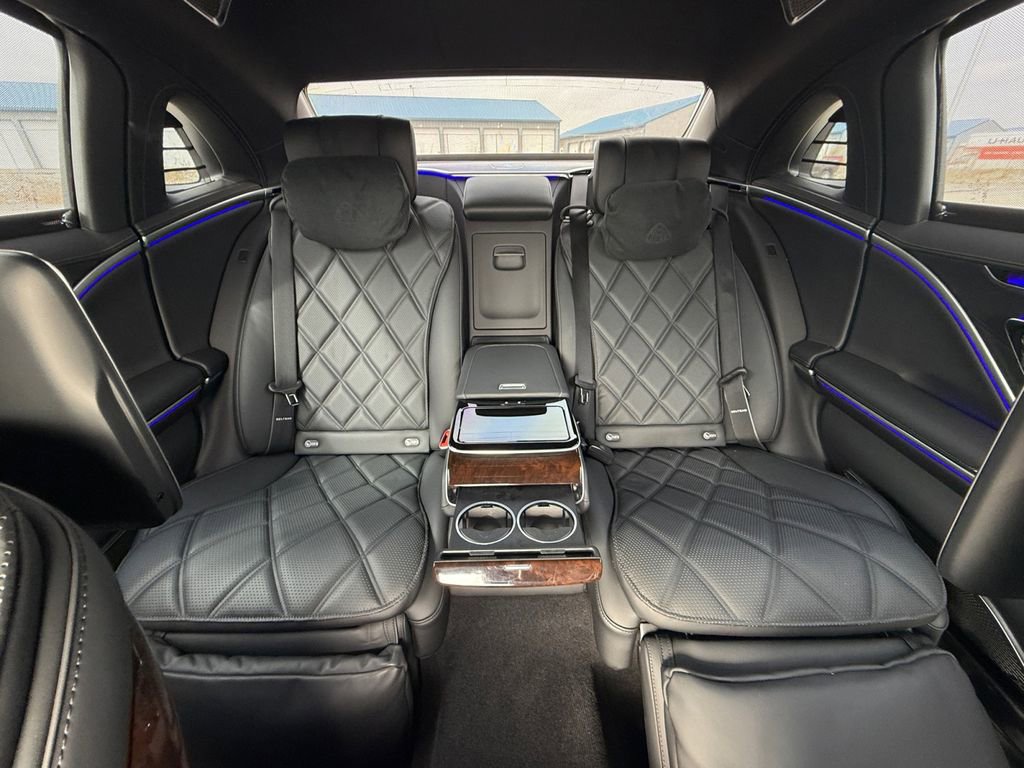 Used 2024 Mercedes-Benz Maybach S 580 4MATIC image 42