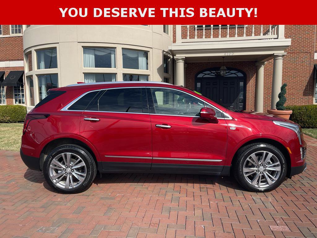 Used 2023 Cadillac XT5 Premium Luxury w/ Technology Package image 7