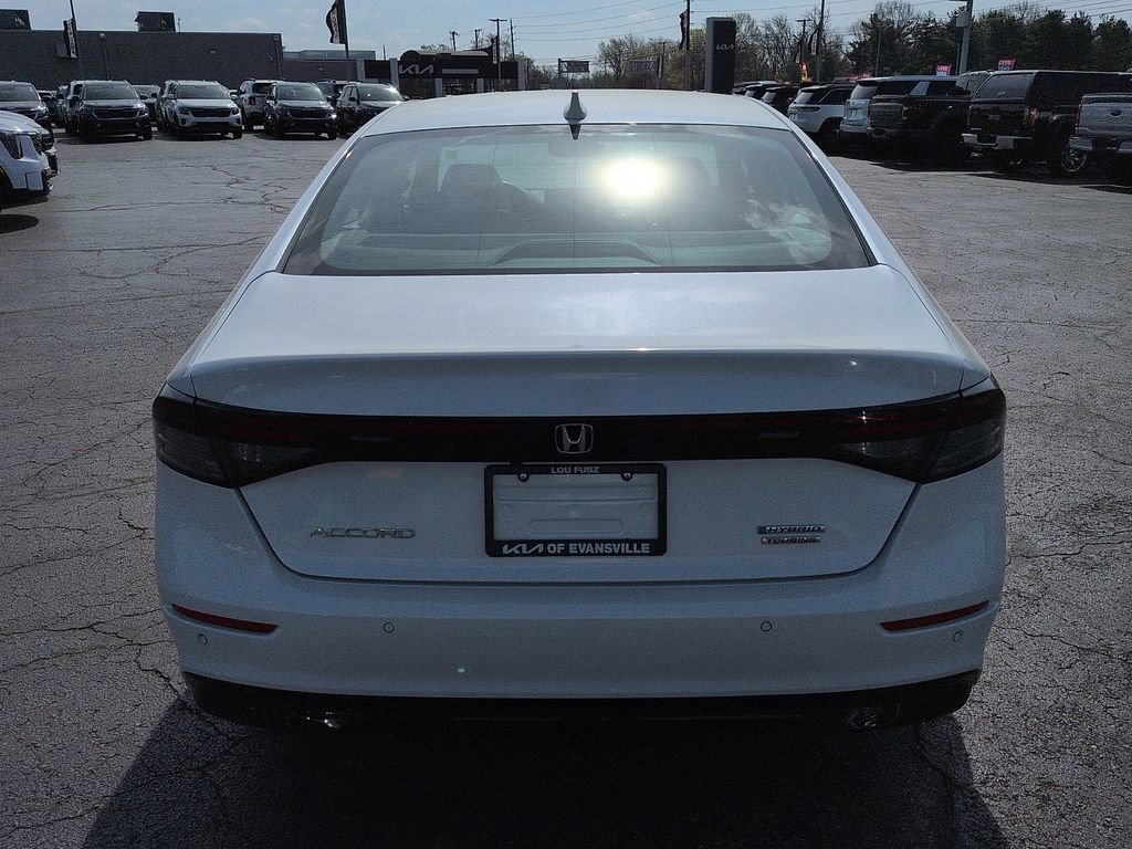 Used 2023 Honda Accord Touring image 6