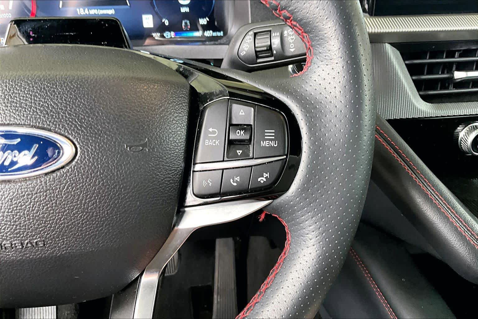 Certified 2025 Ford Explorer ST-Line AWD/4WD image 24