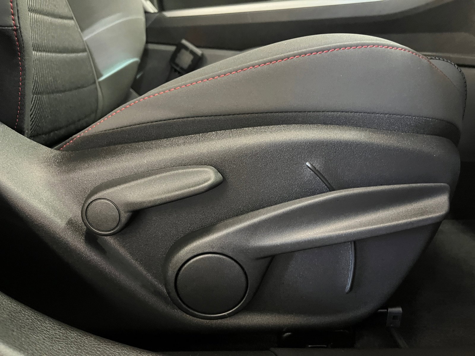 New 2025 Dodge Hornet GT w/ Cold Weather Group image 26