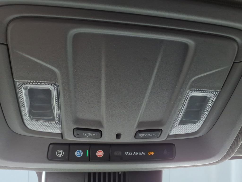 Used 2022 Chevrolet Silverado 1500 LT w/ Protection Package image 27