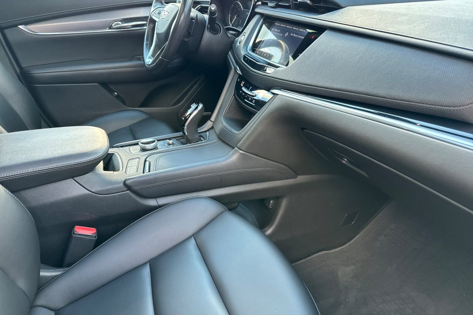 Used 2022 Cadillac XT6 Luxury image 18