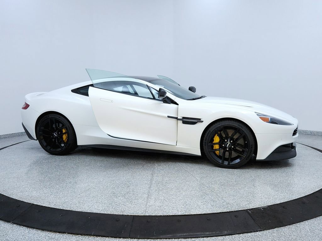 Used 2015 Aston Martin Vanquish Coupe image 50
