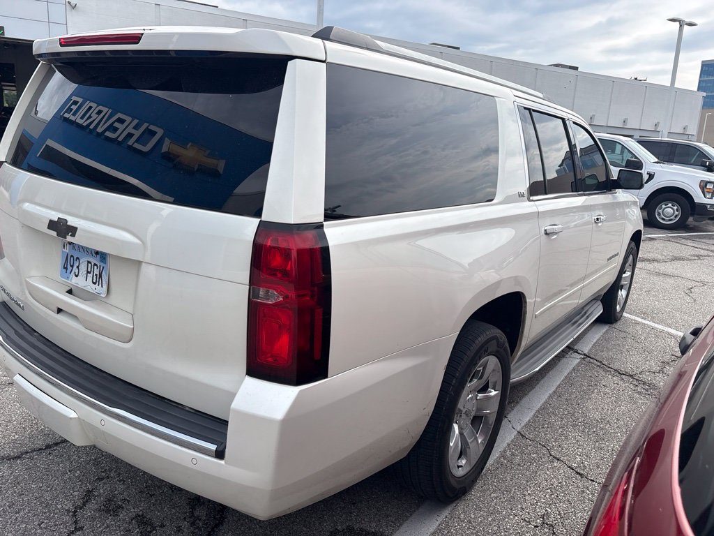 Used 2015 Chevrolet Suburban LTZ AWD/4WD image 2