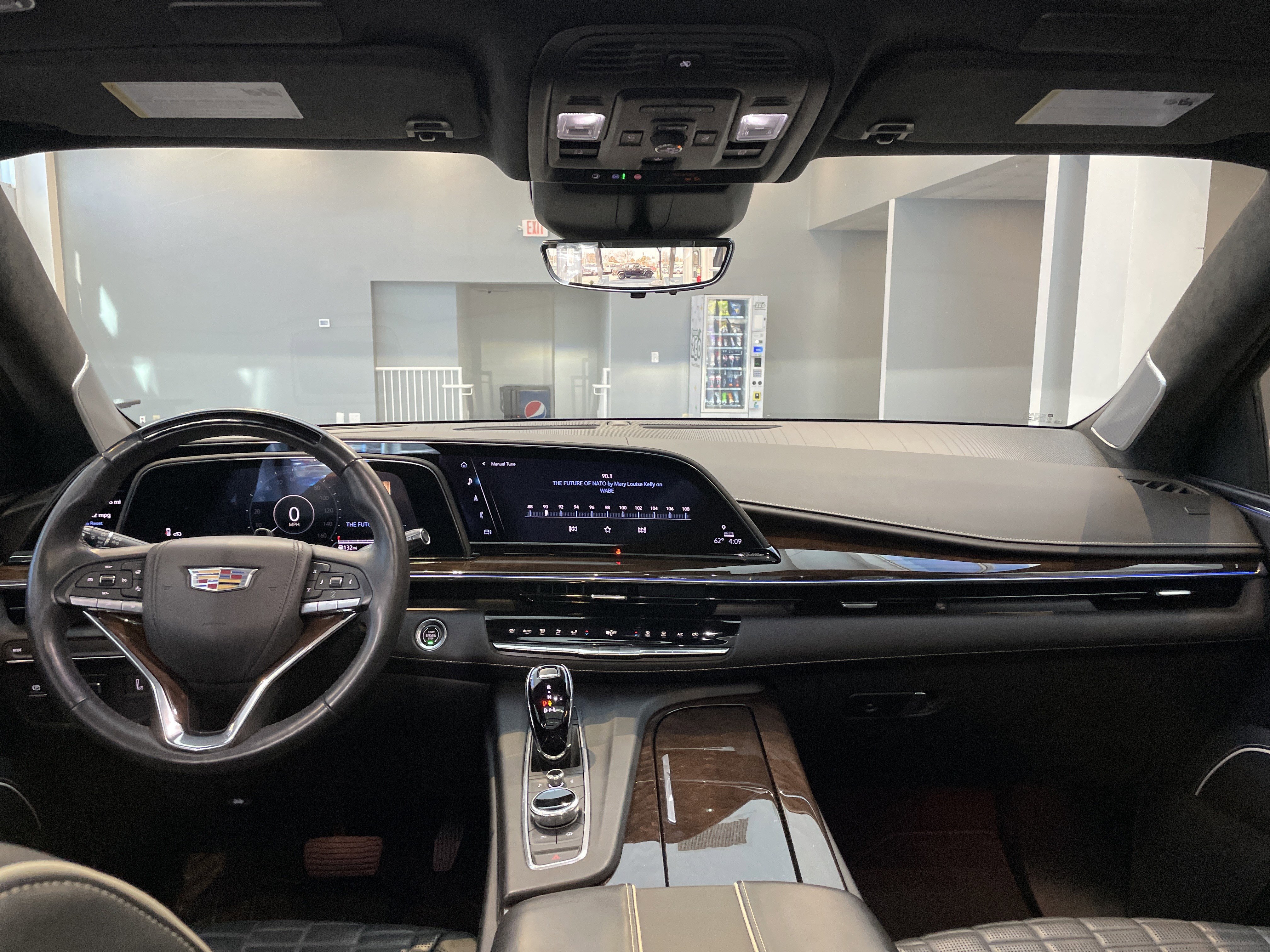 Used 2023 Cadillac Escalade Sport Platinum image 28