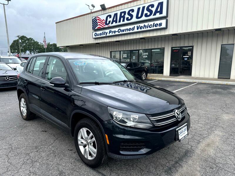 Used 2013 Volkswagen Tiguan S image 1