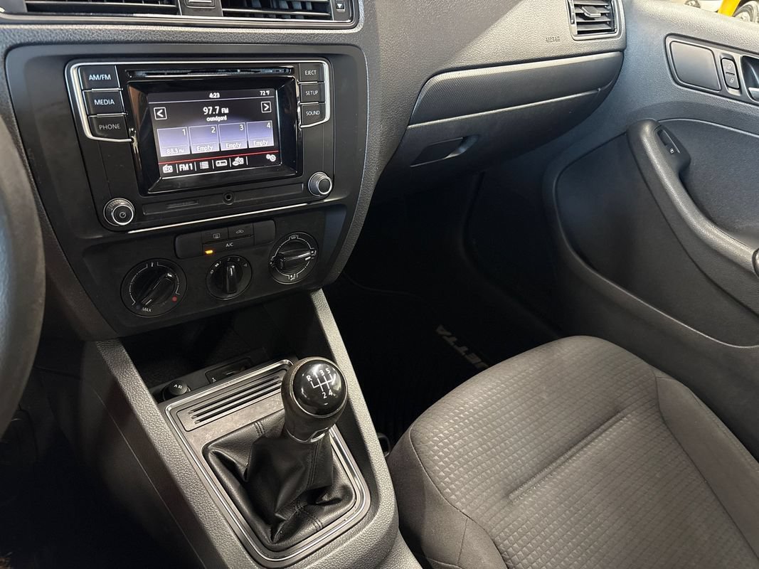 Used 2016 Volkswagen Jetta S FWD image 40