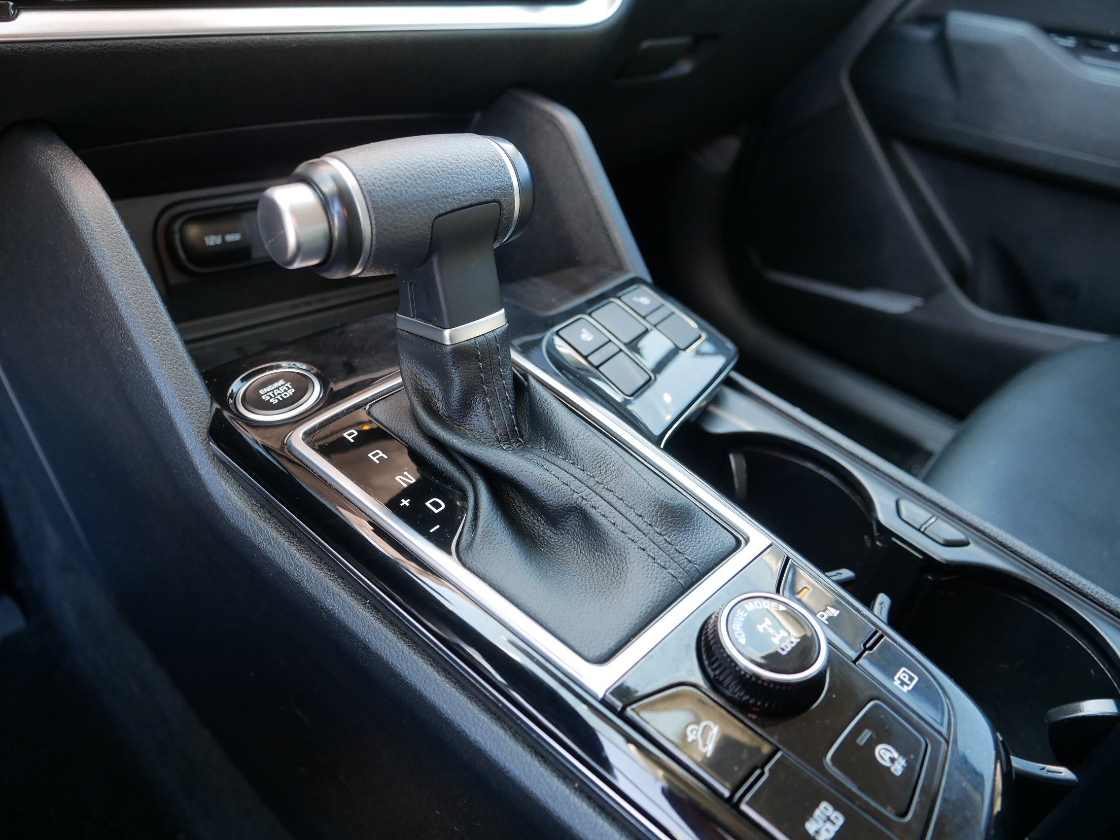 Certified 2024 Kia Sportage EX image 24