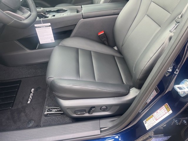 New 2026 Nissan Rogue SV w/ SV Premium Package image 7