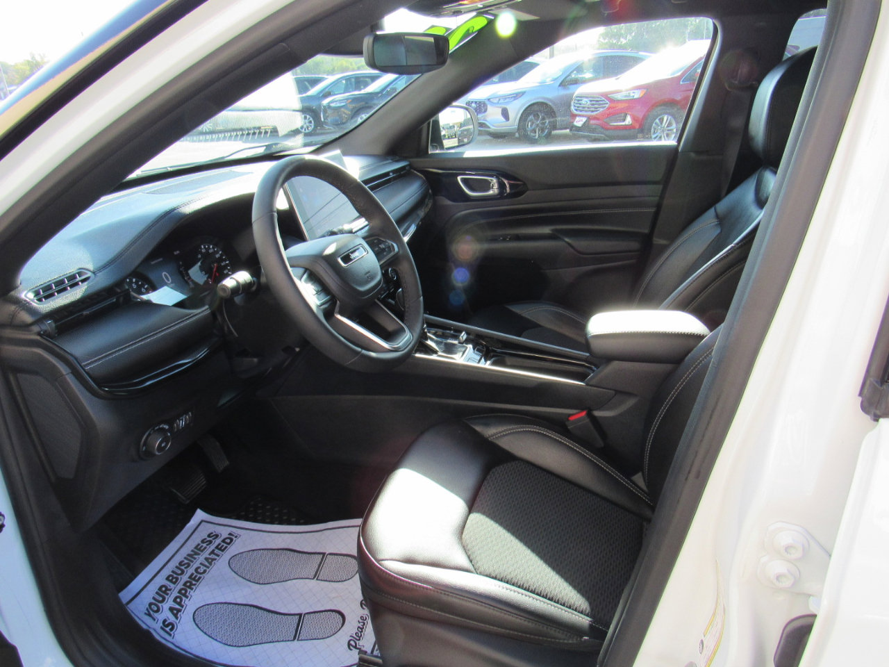 Used 2023 Jeep Compass Latitude w/ Sun and Sound Group image 8