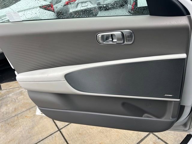 Certified 2025 Hyundai Ioniq 6 Limited AWD/4WD image 17