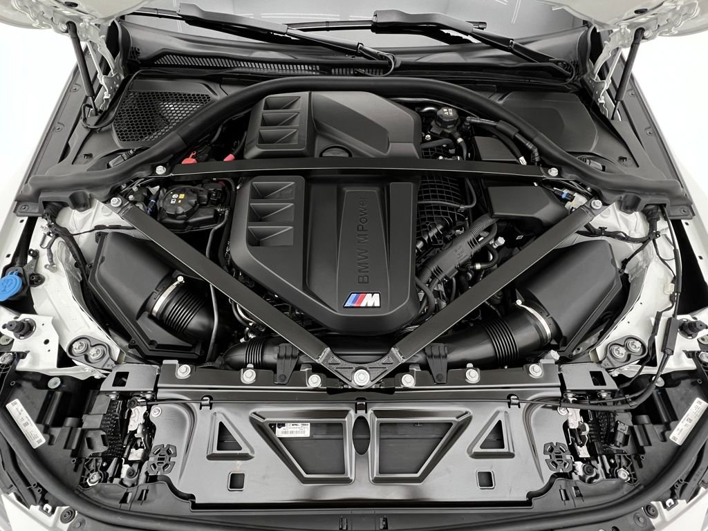 New 2025 BMW M2 w/ Lighting Package RWD image 21