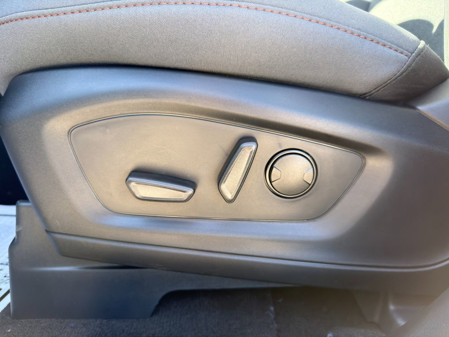 New 2026 Ford Explorer Active image 21