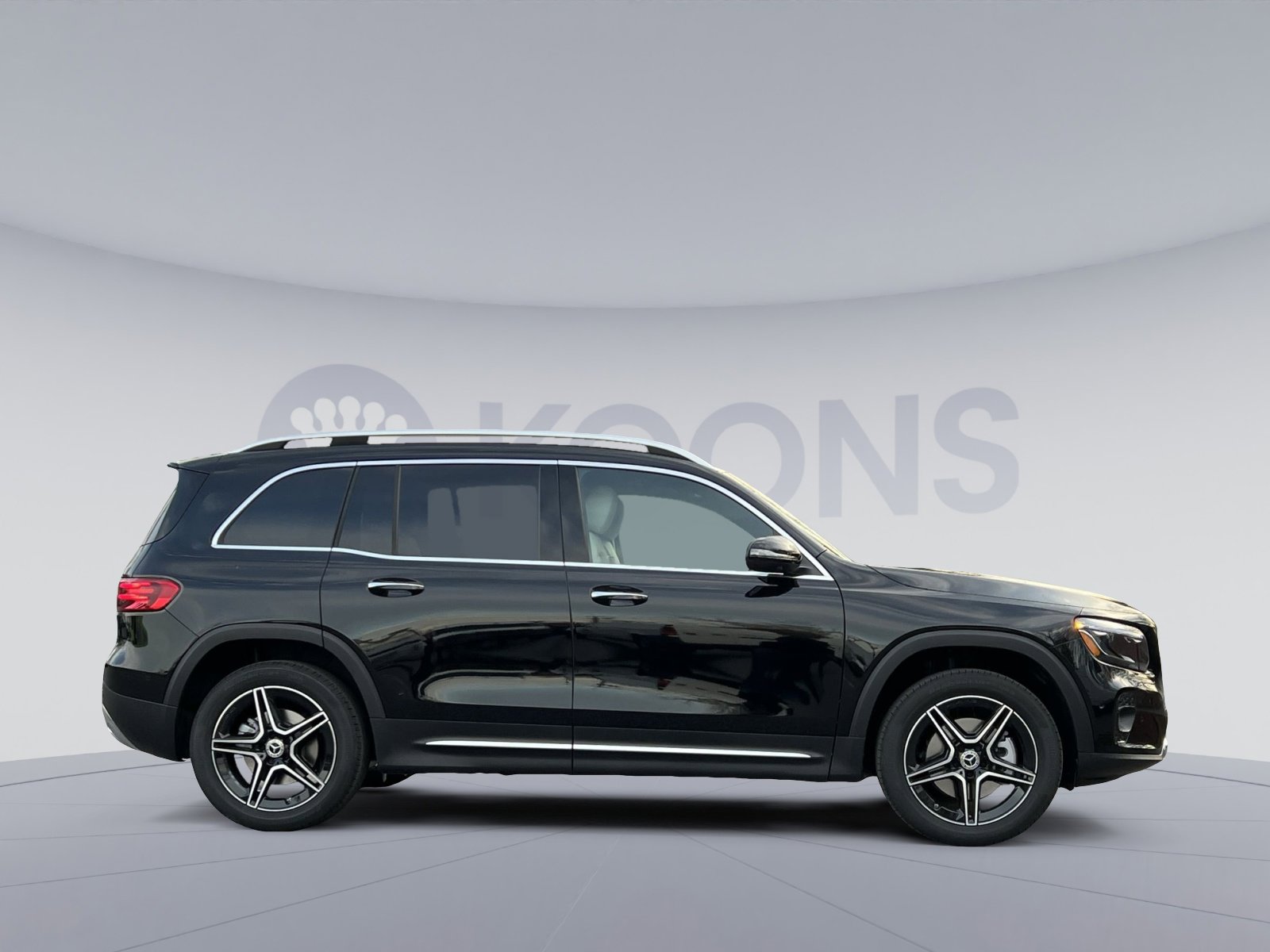 New 2026 Mercedes-Benz GLB 250 4MATIC image 7