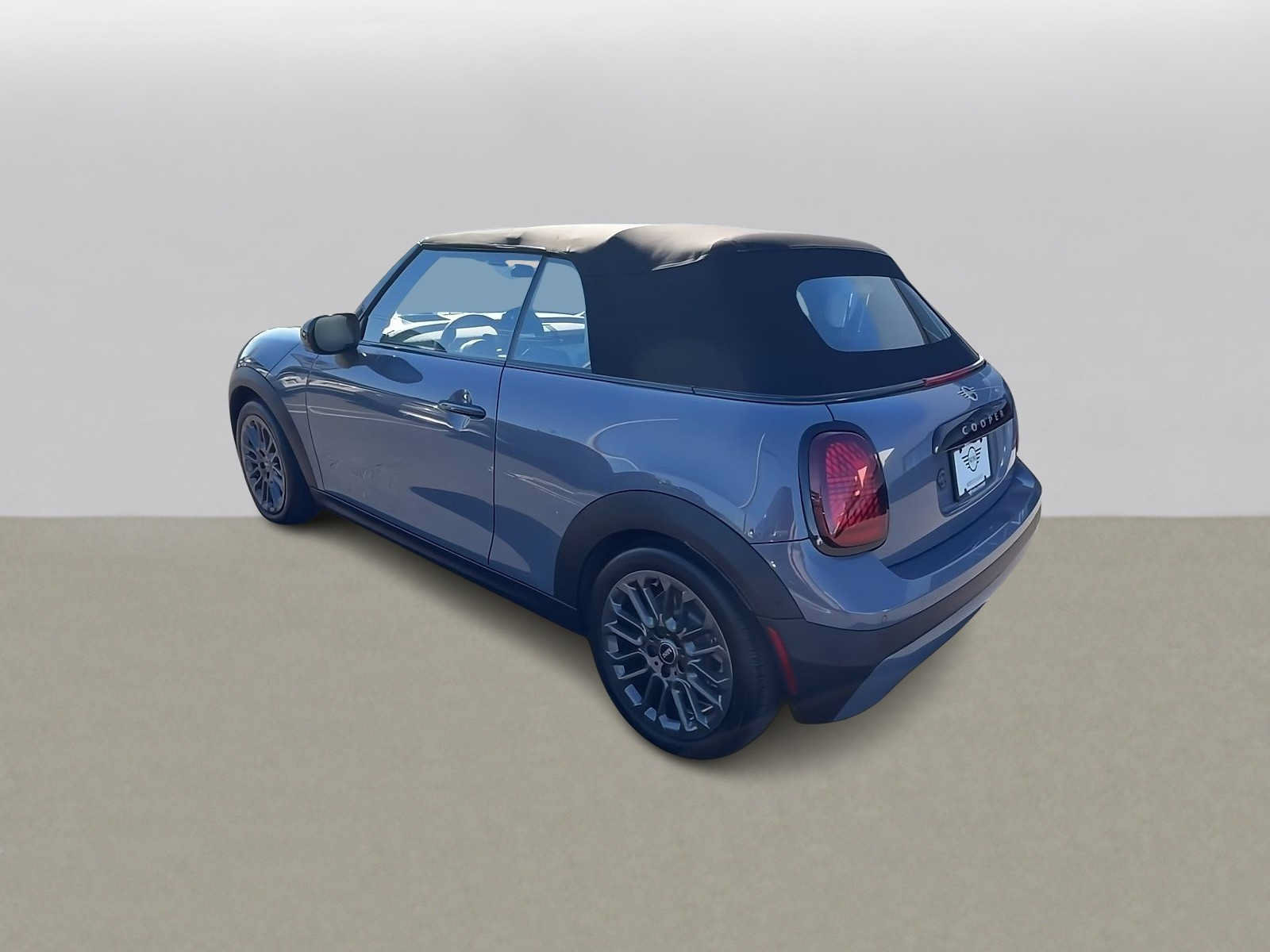 Used 2026 MINI Cooper S FWD image 2