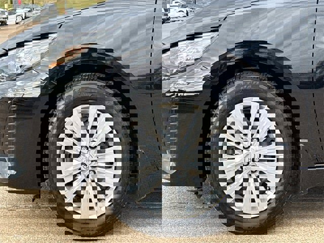 Certified 2024 Nissan Sentra S image 6