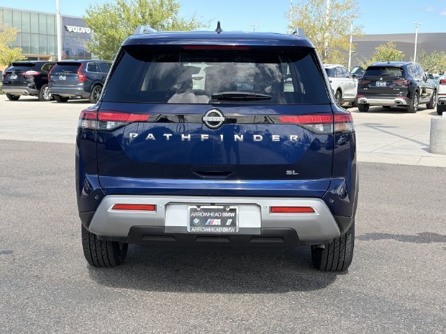 Used 2025 Nissan Pathfinder SL FWD image 7