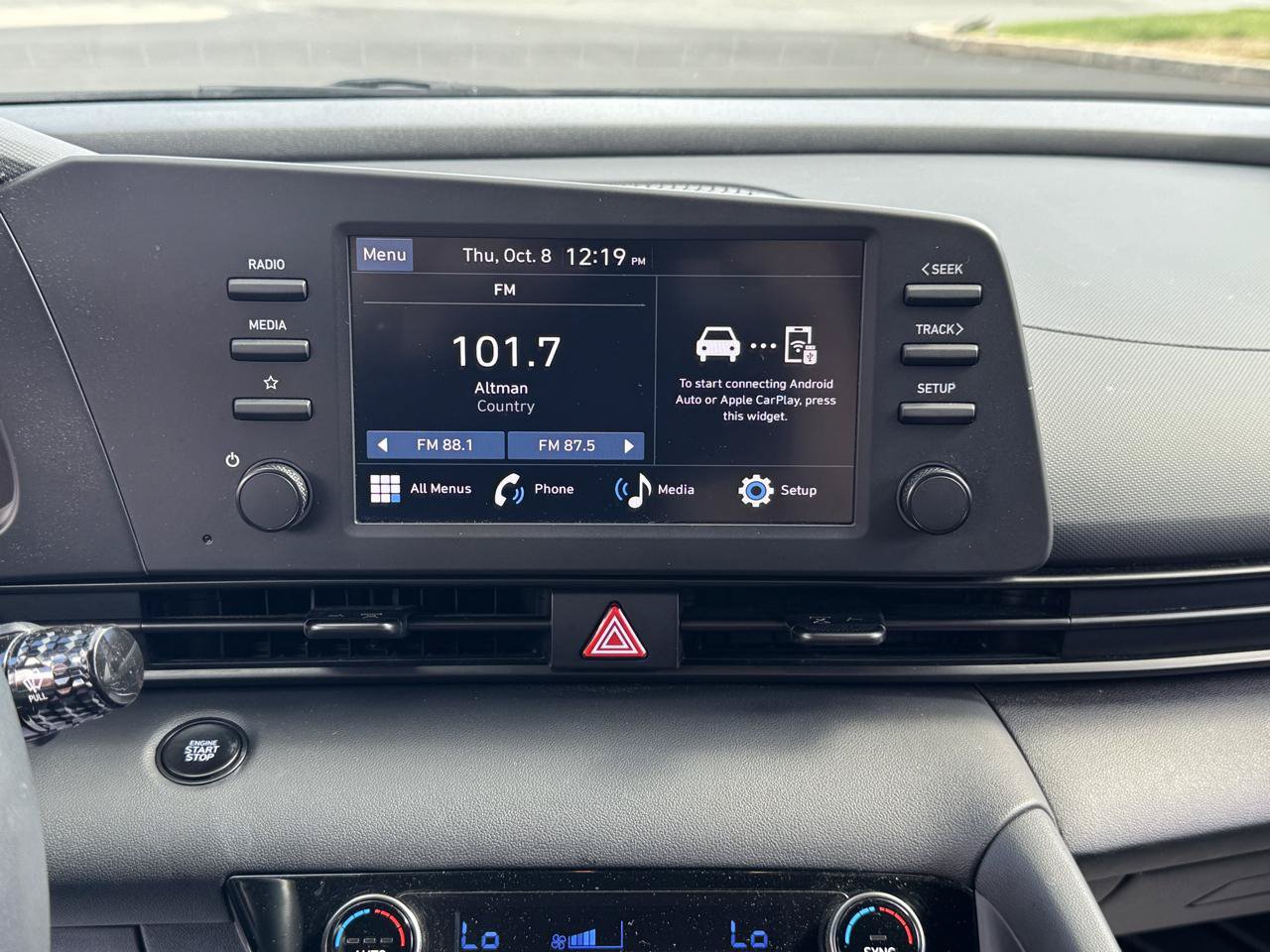 Used 2025 Hyundai Elantra Sport FWD image 17