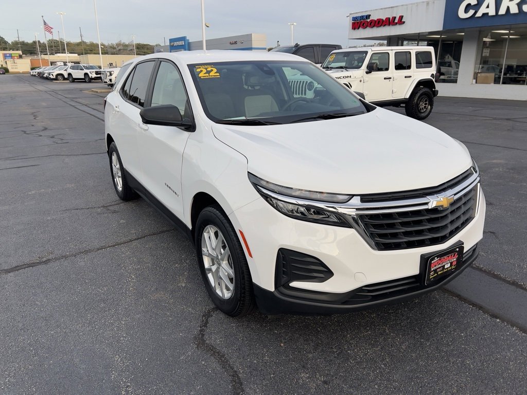 Used 2022 Chevrolet Equinox LS w/ LS Convenience Package image 1
