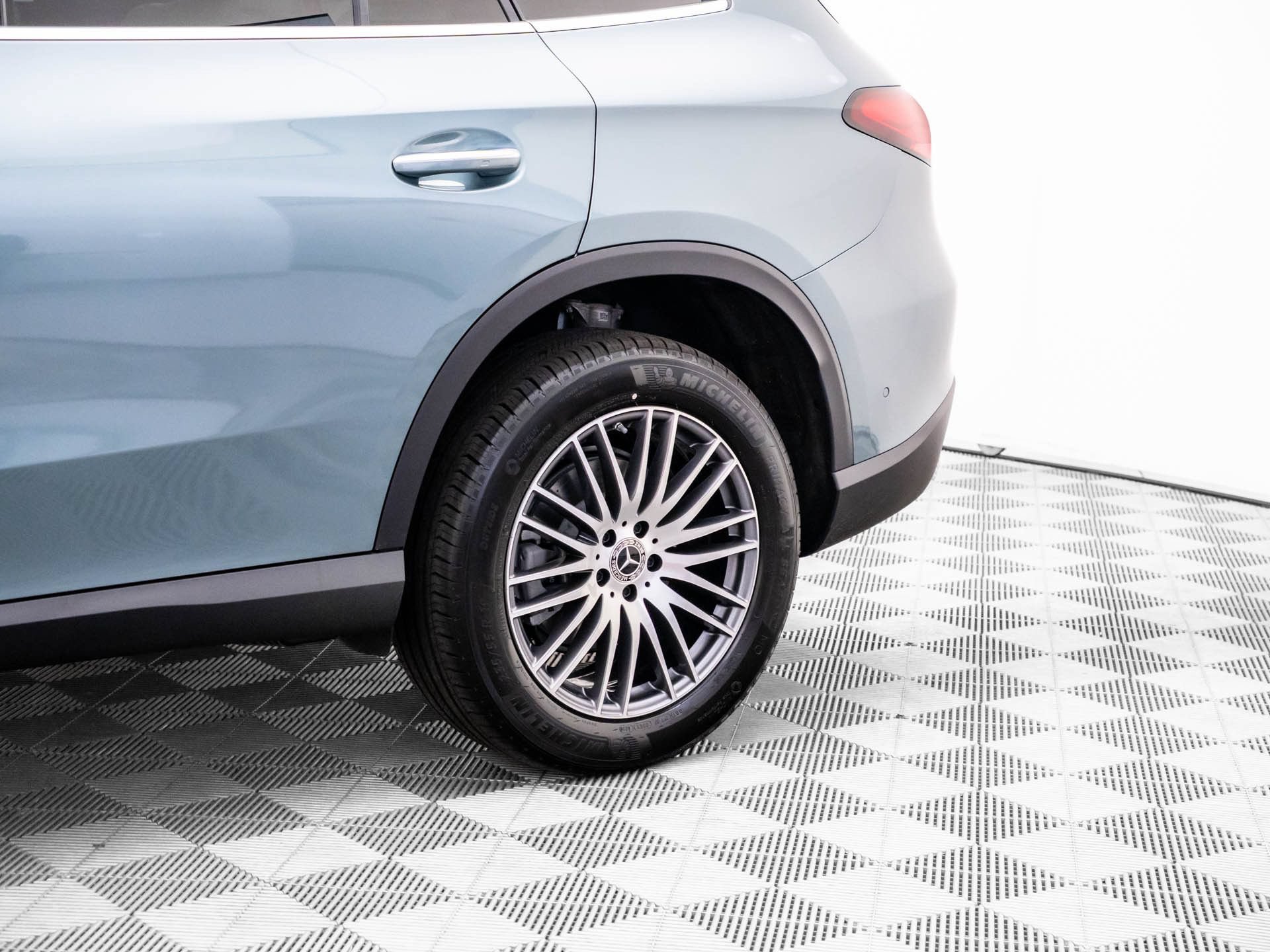 New 2026 Mercedes-Benz GLC 300 4MATIC image 34
