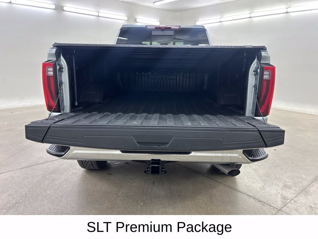 Used 2024 GMC Sierra 2500 SLT w/ SLT Premium Package AWD/4WD image 18