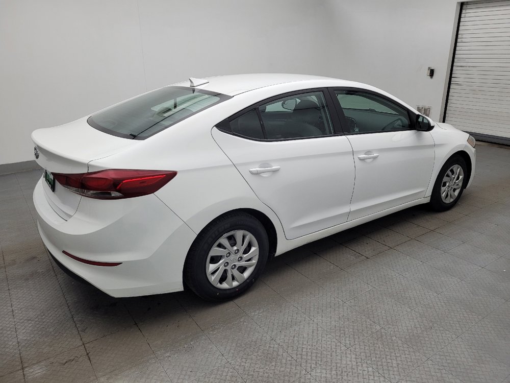 Used 2017 Hyundai Elantra SE image 10