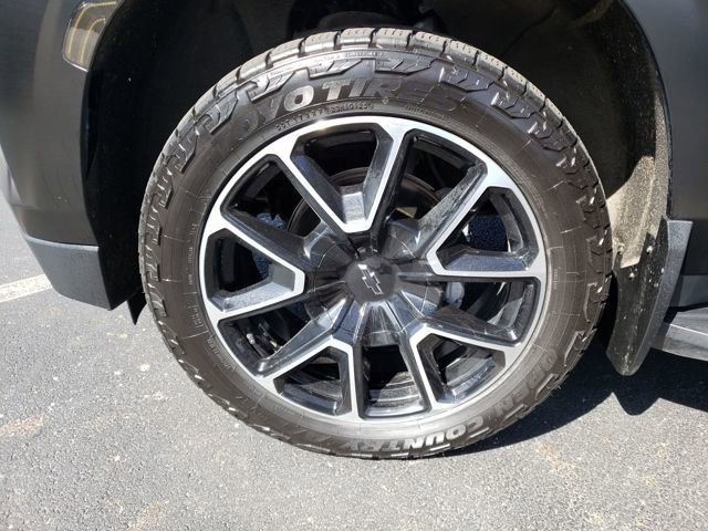Used 2021 Chevrolet Tahoe RST image 32