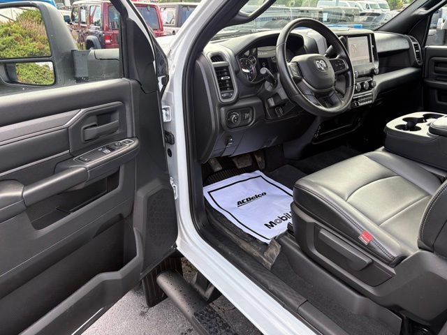 Used 2024 RAM 5500 Tradesman AWD/4WD image 21