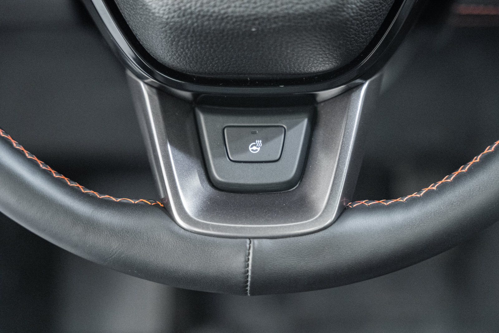 Used 2025 Honda Pilot TrailSport image 38