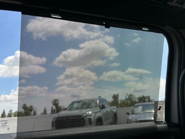 Certified 2025 Toyota Sienna Platinum image 57