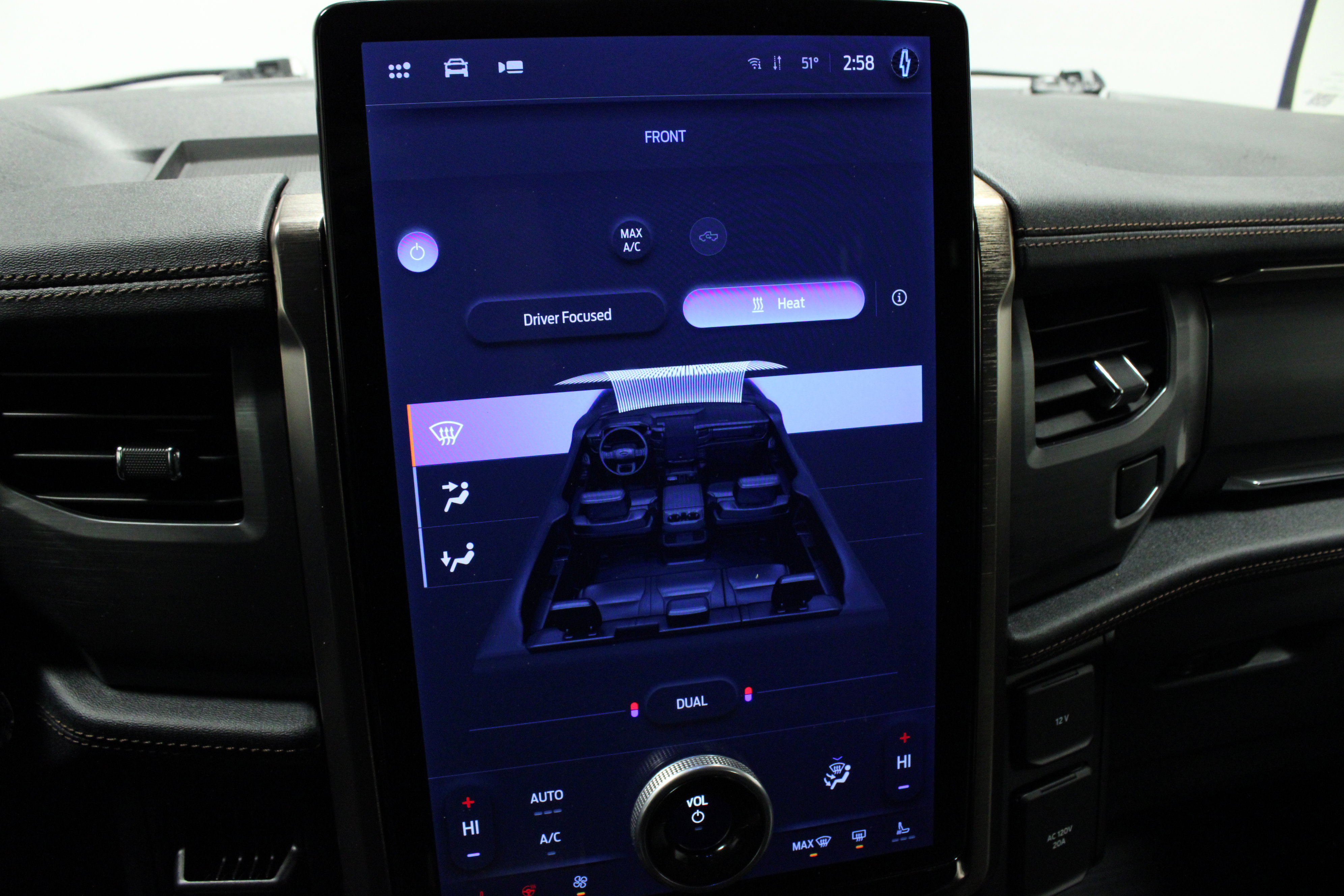 Used 2023 Ford F150 Lightning Lariat image 24