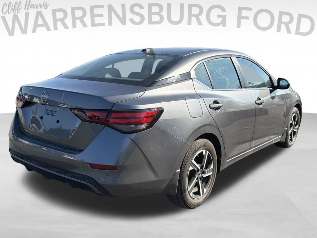 Used 2025 Nissan Sentra SV FWD image 7