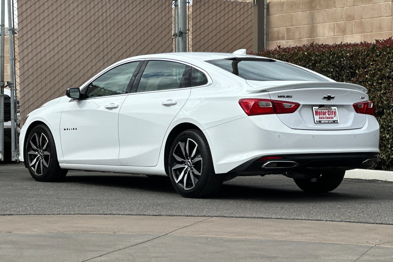 Used 2025 Chevrolet Malibu RS FWD image 6
