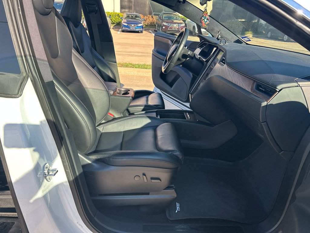 Used 2021 Tesla Model X Long Range AWD/4WD image 11