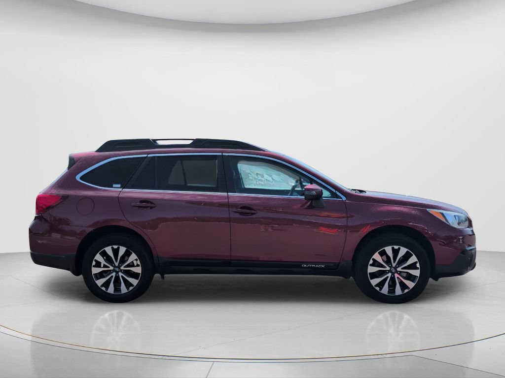 Used 2016 Subaru Outback 2.5i Limited AWD/4WD image 4