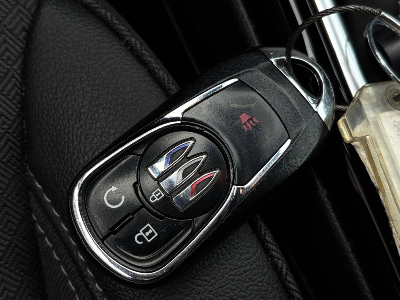 Used 2025 Buick Encore GX Preferred image 29