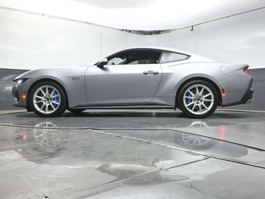 Used 2024 Ford Mustang GT Premium RWD image 32