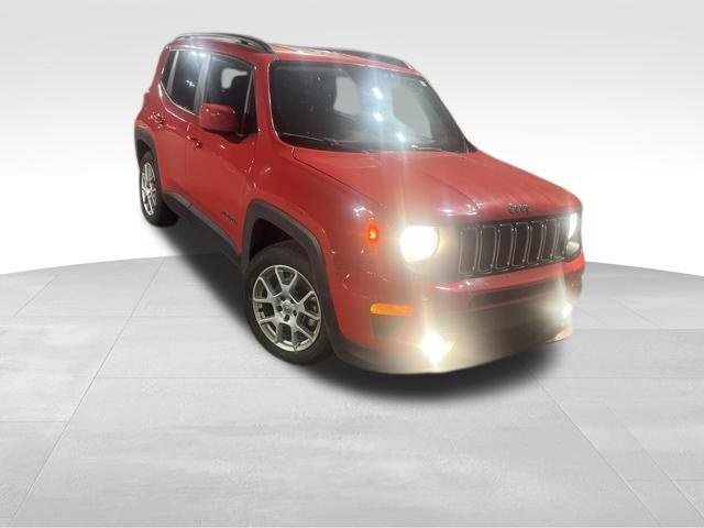 Used 2019 Jeep Renegade Latitude FWD image 3
