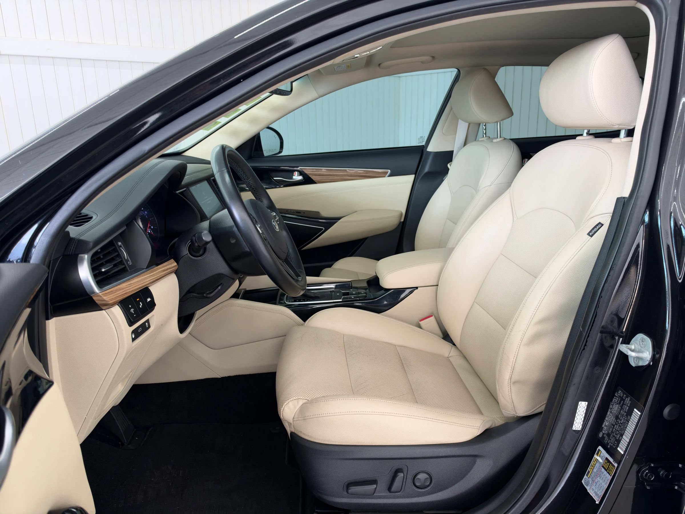 Used 2019 Kia Cadenza Technology FWD image 9