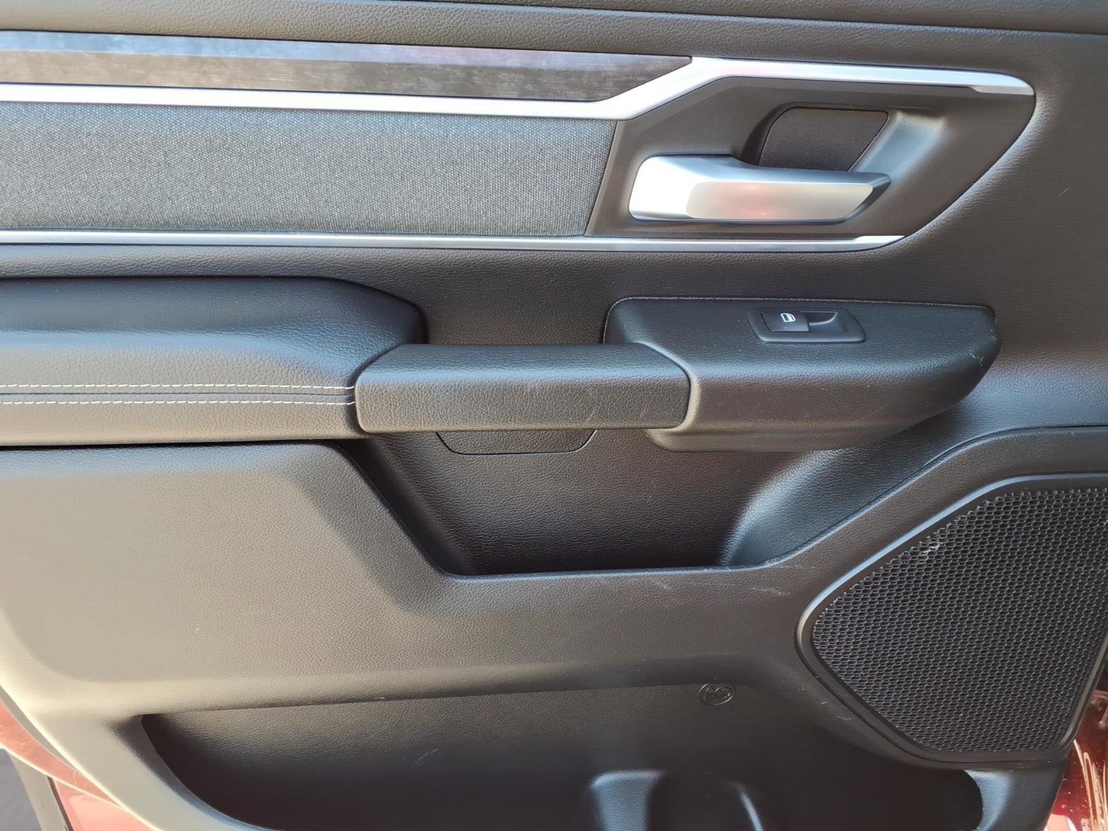 Used 2022 RAM 1500 Big Horn AWD/4WD image 9