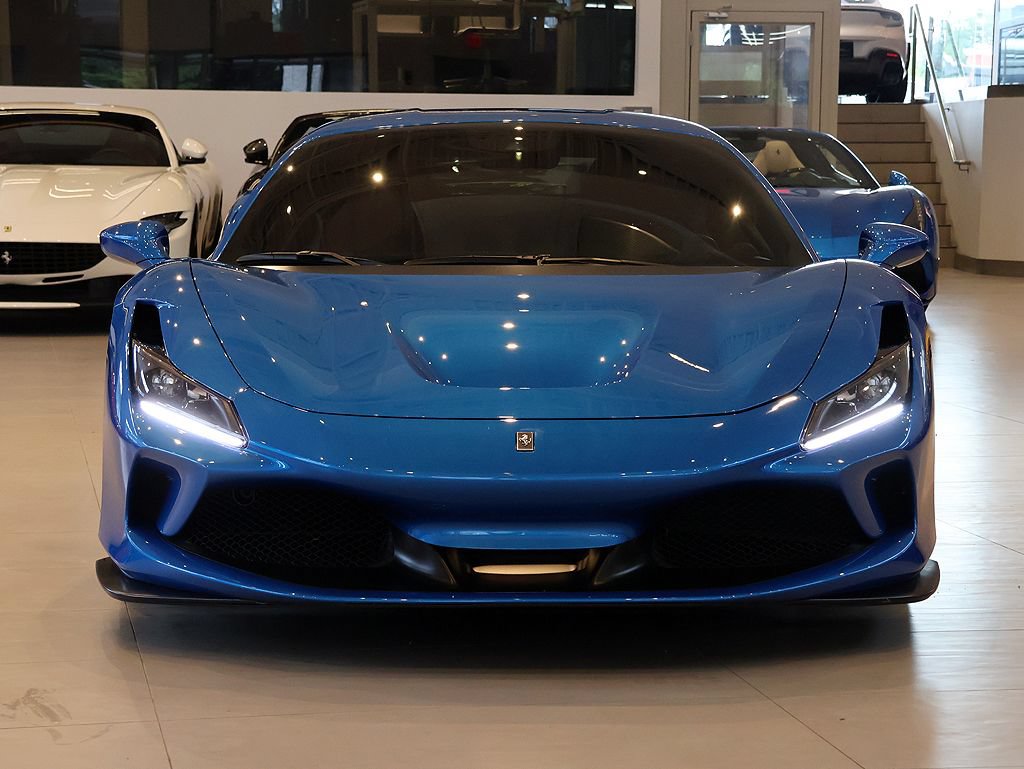 Certified 2020 Ferrari F8 Tributo RWD image 24