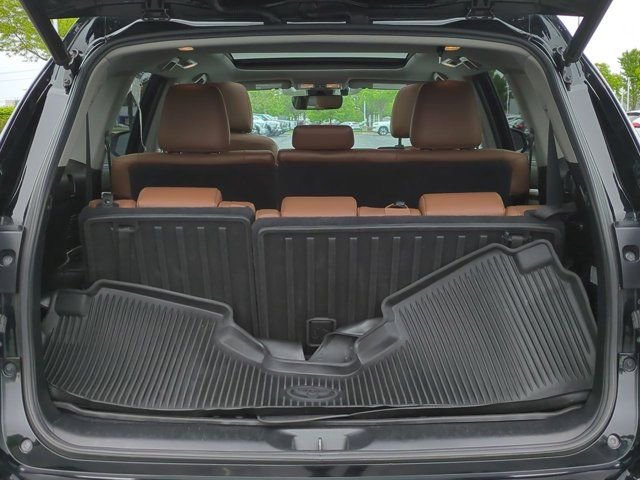 Certified 2019 Toyota Highlander Limited Platinum AWD/4WD image 19
