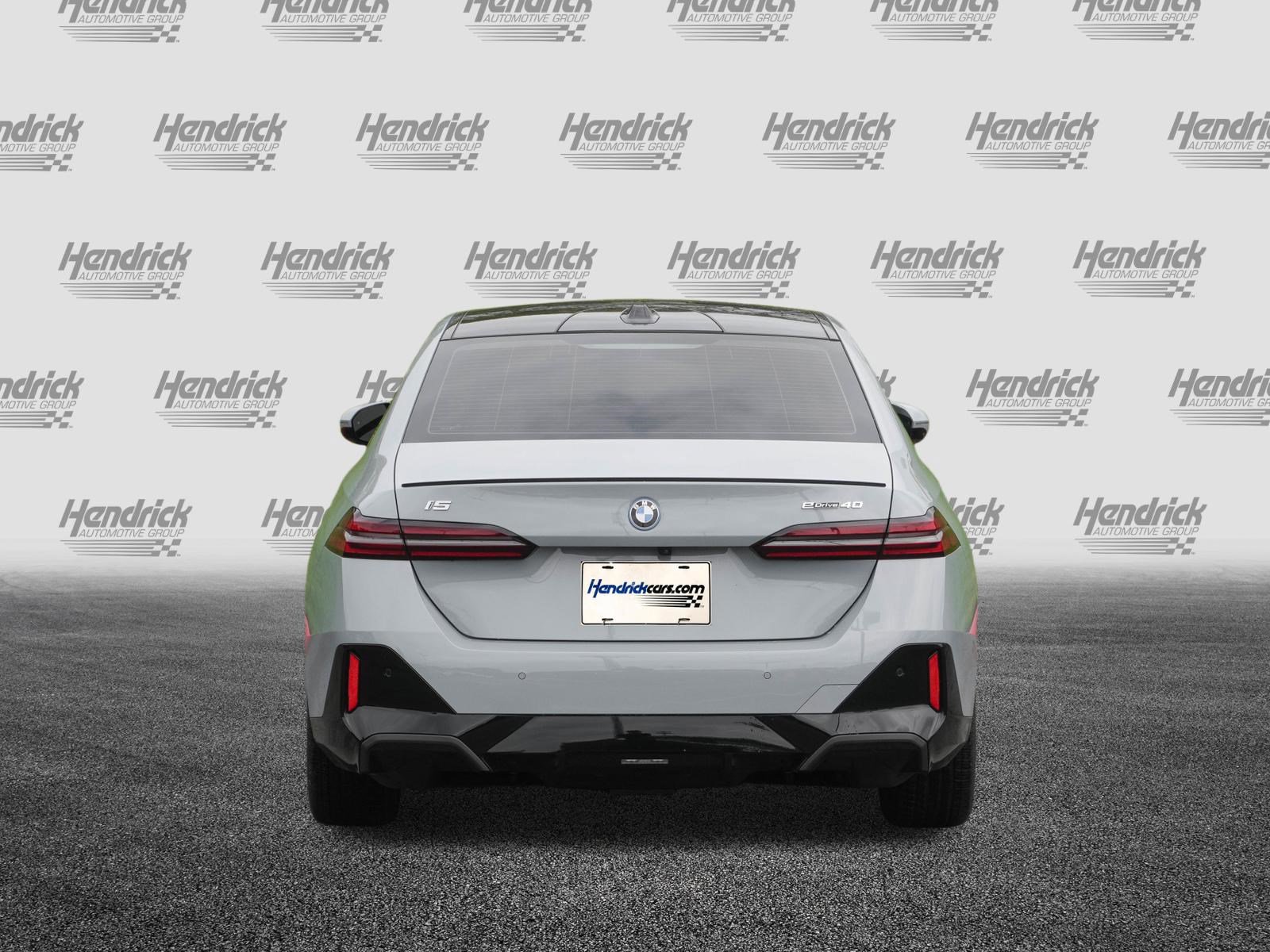 Certified 2024 BMW i5 eDrive40i w/ Executive Package RWD image 8