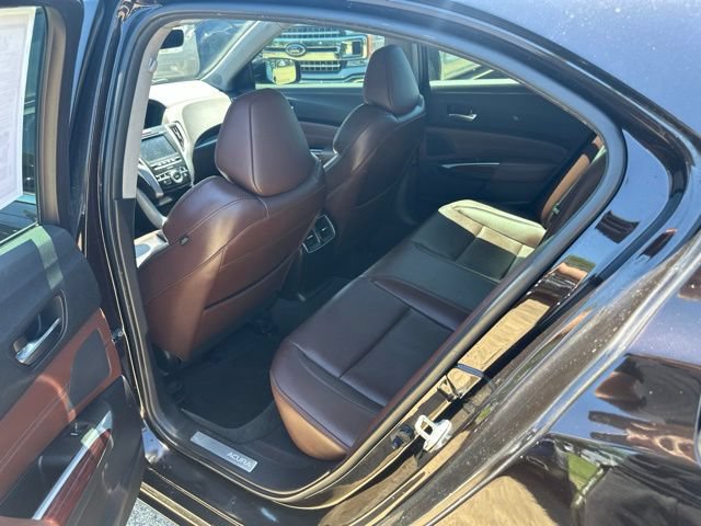 Used 2017 Acura TLX w/ Technology Package FWD image 13