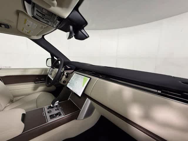 New 2027 Land Rover Range Rover SE AWD/4WD image 32