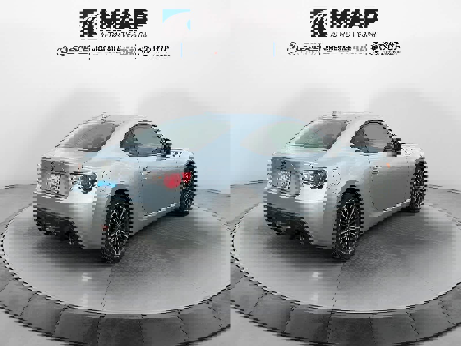 Used 2015 Scion FR-S image 5