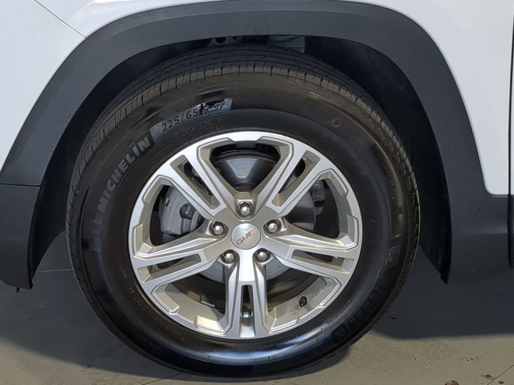 Used 2023 GMC Terrain SLE w/ Driver Convenience Package FWD image 14